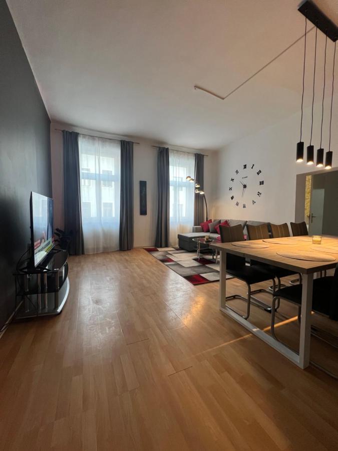 Spacious & Deluxe Big Apartment Near Prater 维也纳 外观 照片